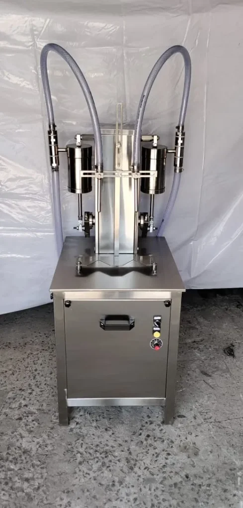 Semi-Automatic Volumetric Piston Liquid Filling Machine